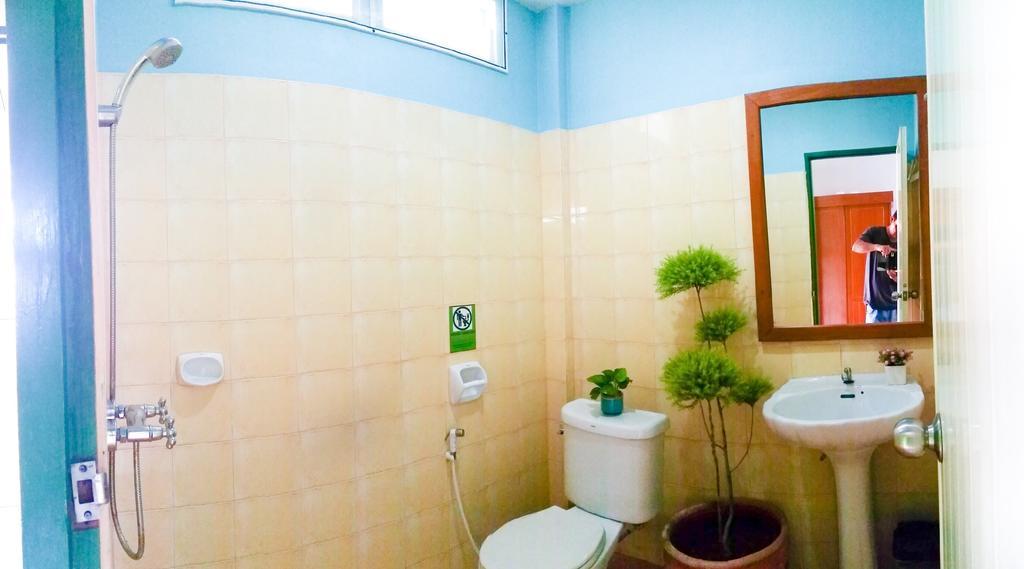 J.Holiday Inn Krabi town Esterno foto